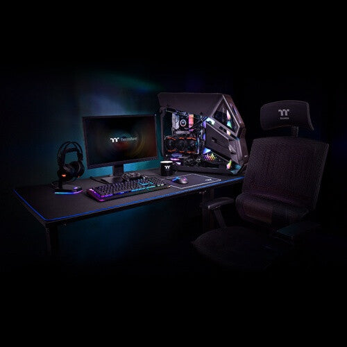 Thermaltake M900 XXL RGB Gaming mouse pad Black