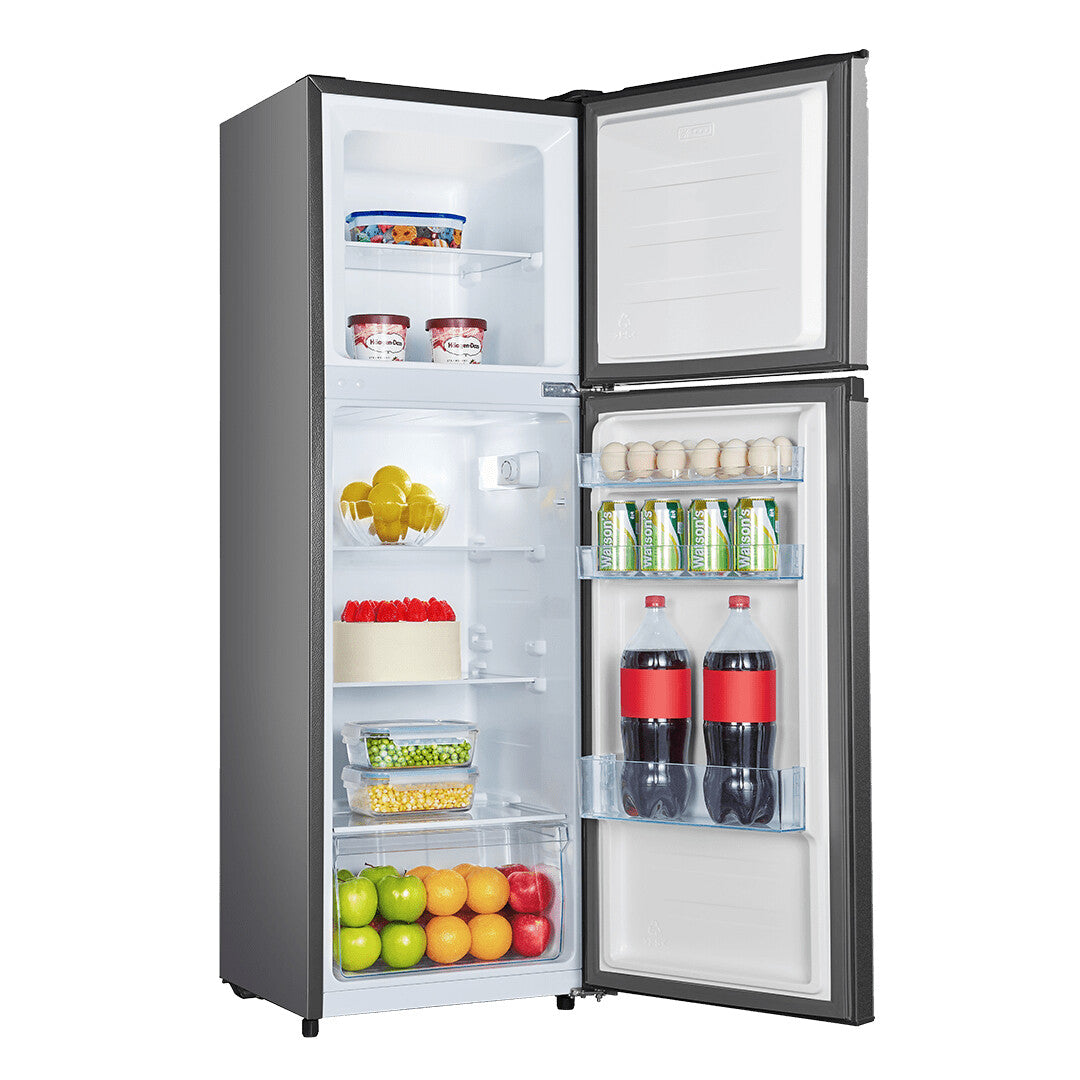 Hisense H225TTS fridge-freezer Freestanding 154 L Silver, Titanium