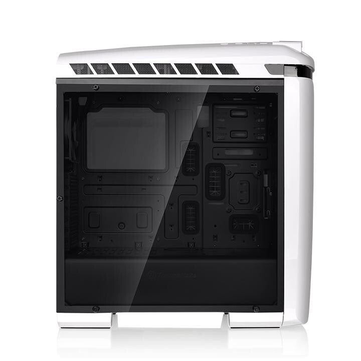 Thermaltake Versa C22 RGB Snow Edition Midi Tower Black, White
