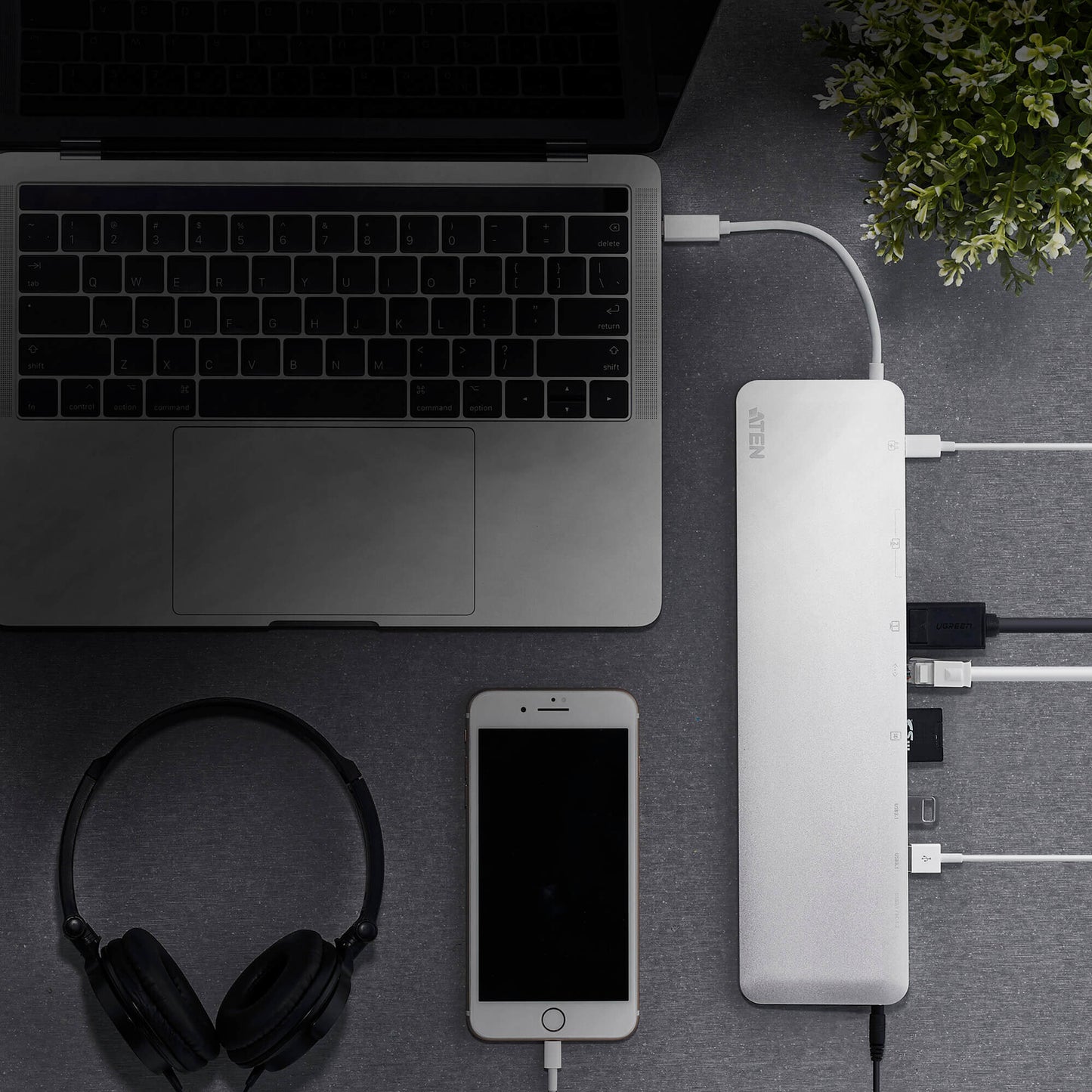 ATEN USB-C Multiport Dock with Power Pass-Thr