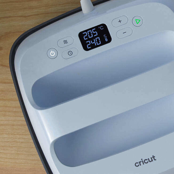 Cricut Easypress 3 205 °C Built-in display