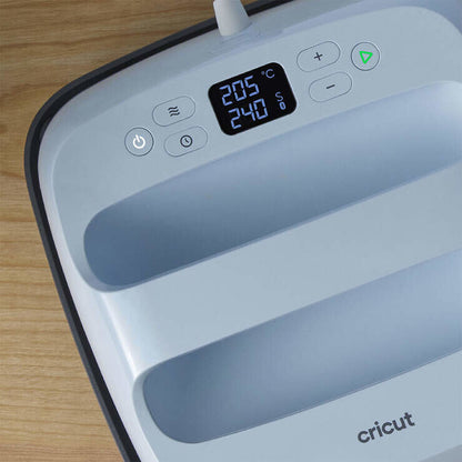 Cricut Easypress 3 205 °C Built-in display