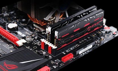 AVEXIR Blitz1.1 DDR3 8GB memory module 2 x 4 GB 240-pin DIMM
