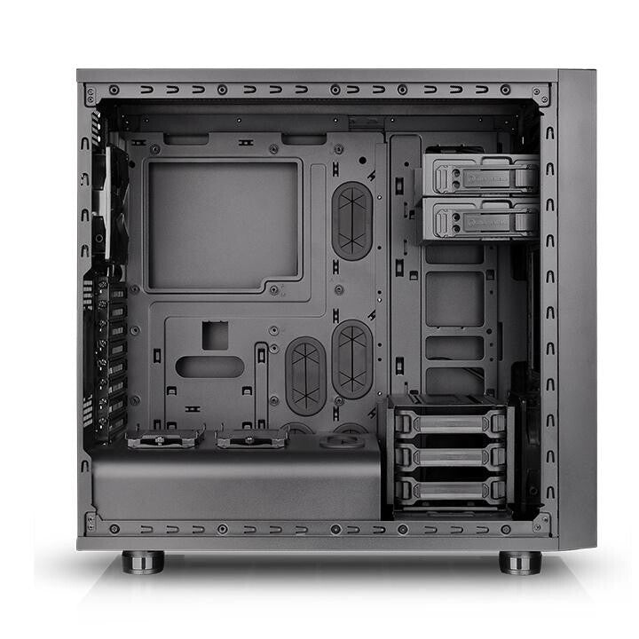 Thermaltake Core X31 Midi Tower Black