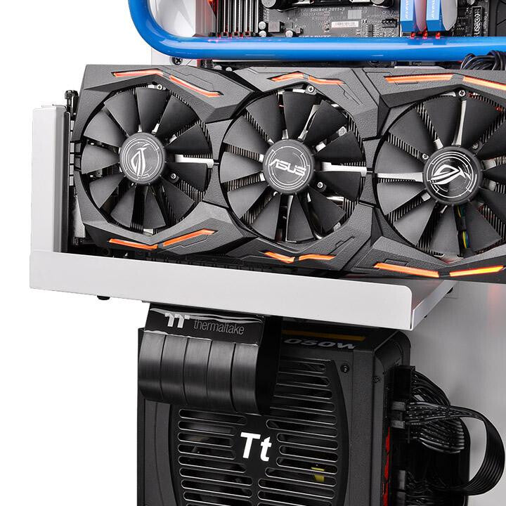 Thermaltake AC-045-CN1OTN-C1 interface cards/adapter Internal PCIe